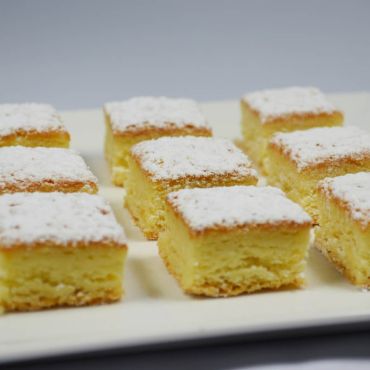 Mini carrés moelleux Nelly 16 pièces